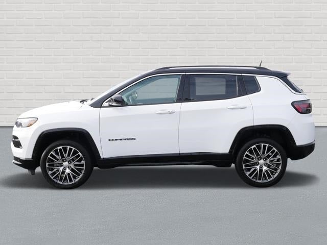 Used 2022 Jeep Compass Limited with VIN 3C4NJDCB6NT164161 for sale in Stillwater, Minnesota