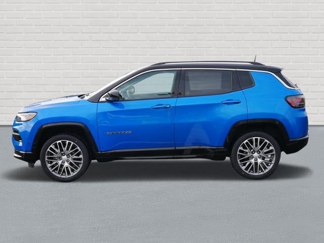 Used 2022 Jeep Compass Limited with VIN 3C4NJDCB8NT103586 for sale in Stillwater, Minnesota